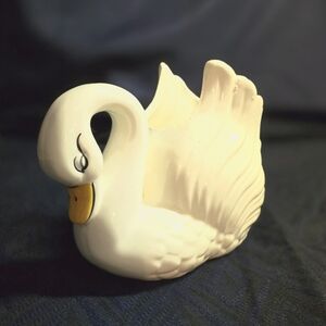 Vintage White Swan Planter